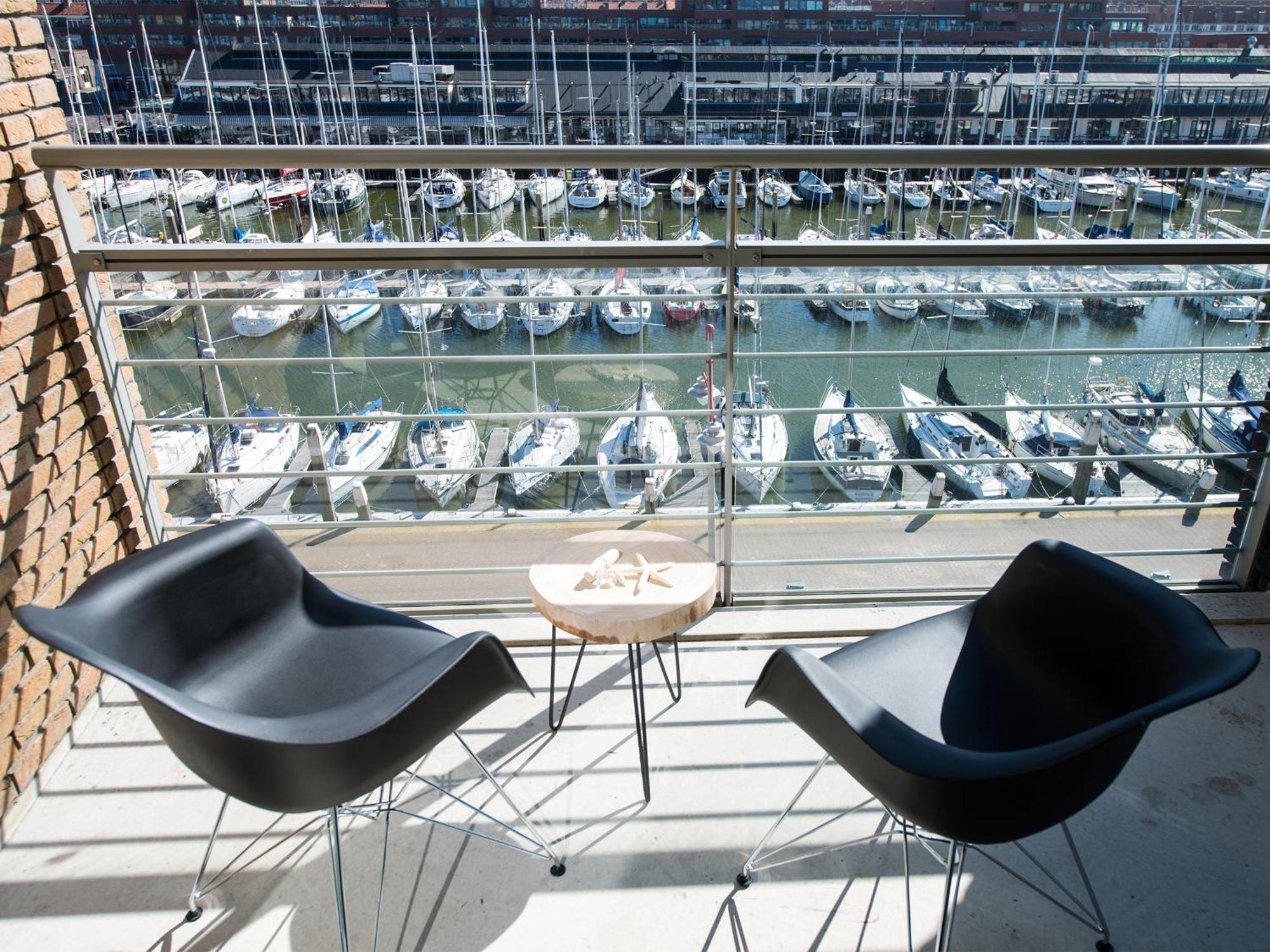 Bizstay Harbour III Scheveningen Apartments The Hague Room photo